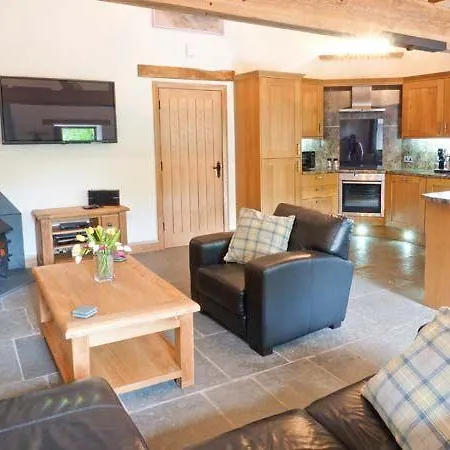 Yew Tree Holiday home